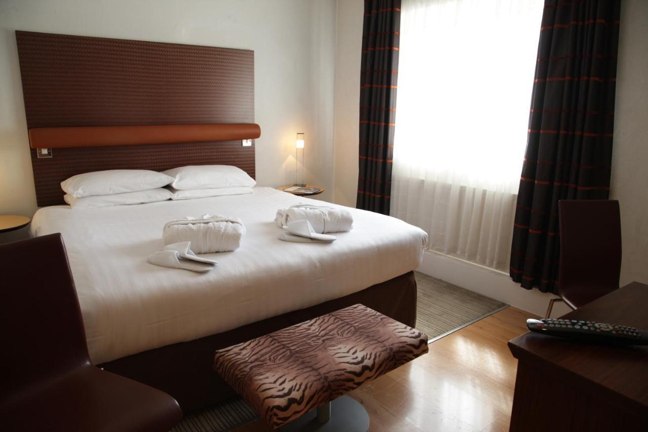 The Angel Hotel Cardiff Exterior photo