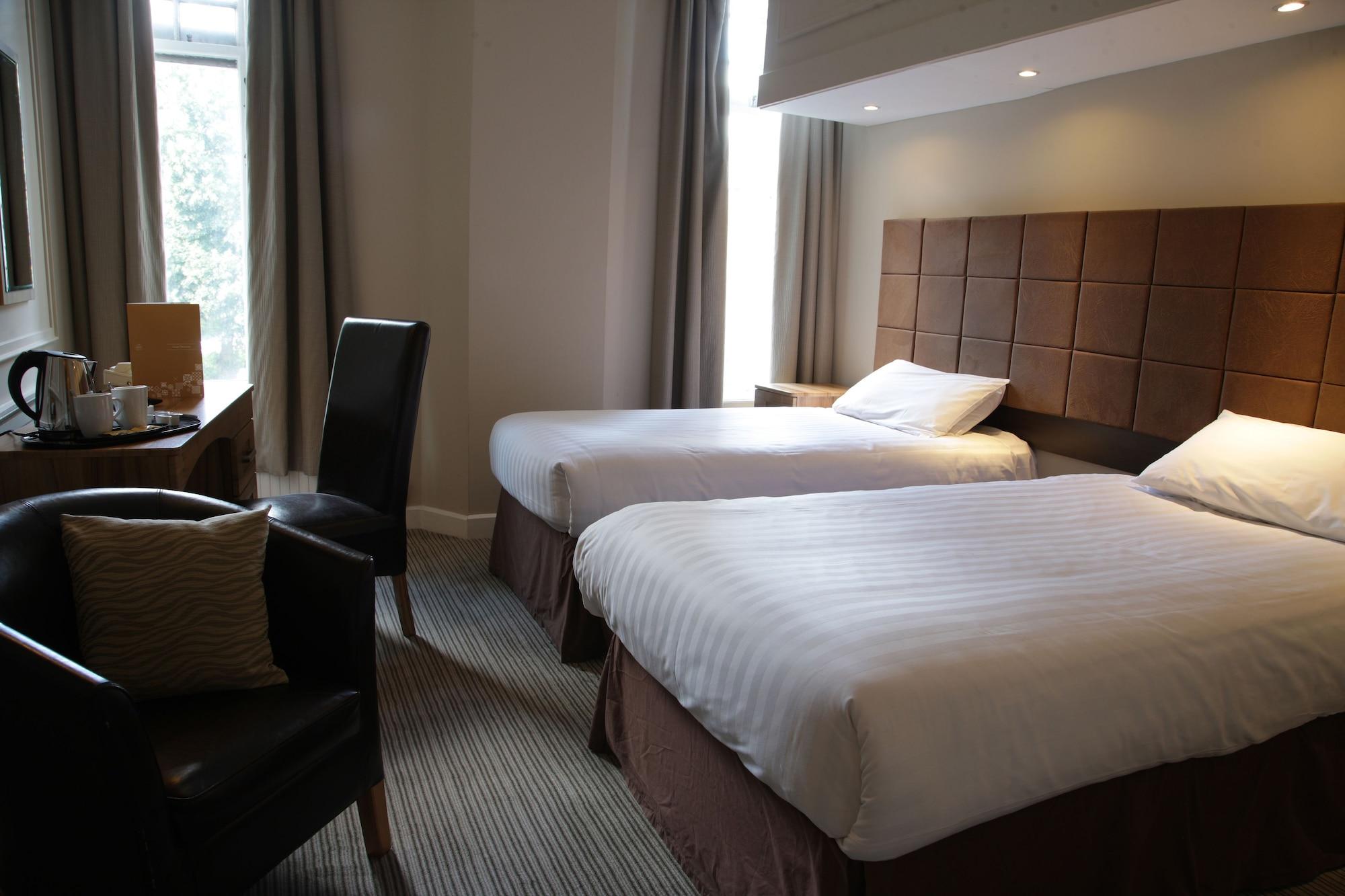 The Angel Hotel Cardiff Exterior photo