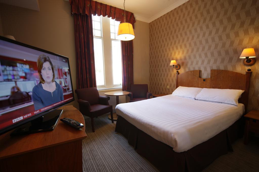 The Angel Hotel Cardiff Exterior photo